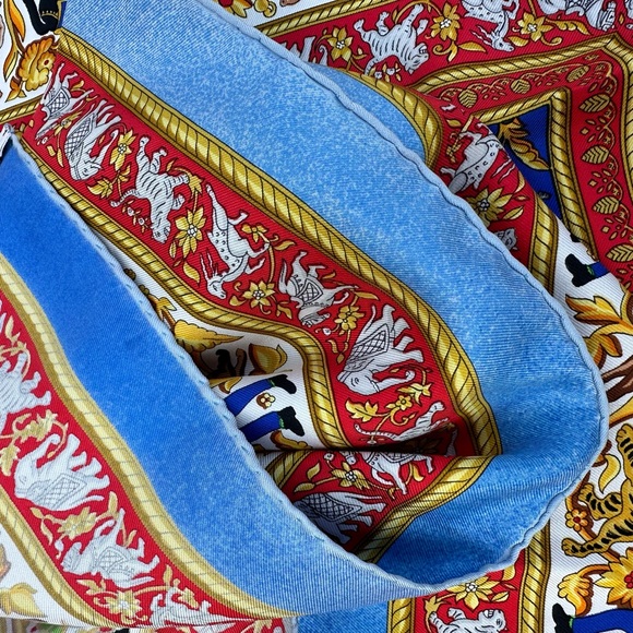 🔹 Hermès Silk scarf  CHASSE EN INDE - Picture 9 of 16